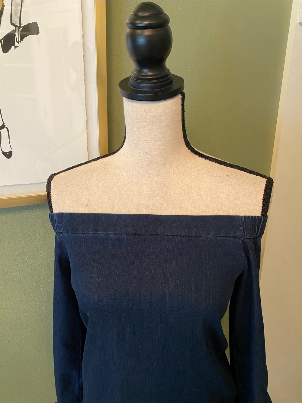 Chic WHBM off the shoulder top